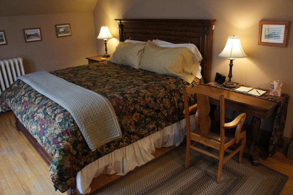 Maplecroft Bed & Breakfast Barre Δωμάτιο φωτογραφία